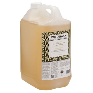  Szampon dla szczeniąt i kociąt oraz do sierści wrażliwej WildWash Pro (5 L koncentrat) 